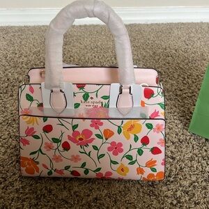 KATE SPADE MADISON STRAWBERRY COLLECTION PURSE ! NEW